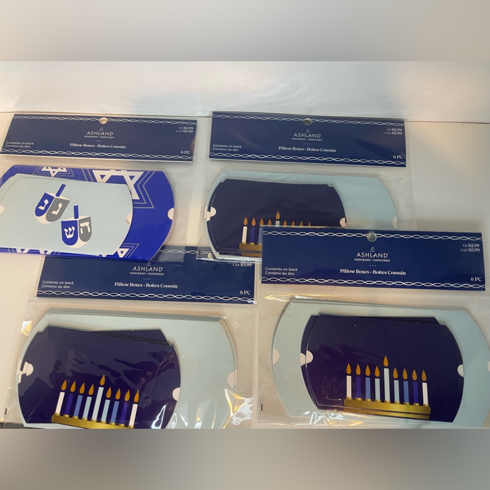 Hanukkah Gift boxes, Pillow boxes, Menorah Dreidel Design, Festive Hanukkah gift
